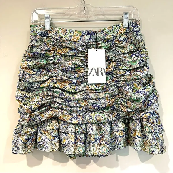 Zara Ruched Ruffle Paisley Floral Satin Mini Skirt Women's Medium‎ Coquette NWT - Image 2