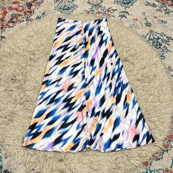 NWT Steve Madden Skirt size medium - Image 5