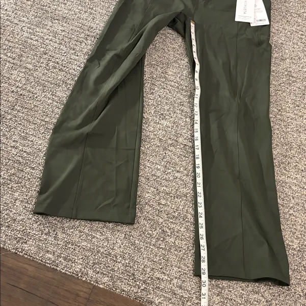 NWT Athleta Petite Delancey Straight Leg Pant Sz LP - Image 9