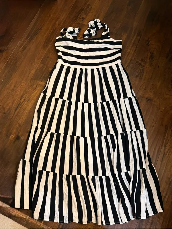Pretty Garden Black & White Striped Tie-Shoulder Maxi Dress Size Medium - Image 2