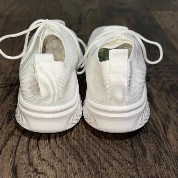 White Athletic Sneakers Size 8 - Image 2