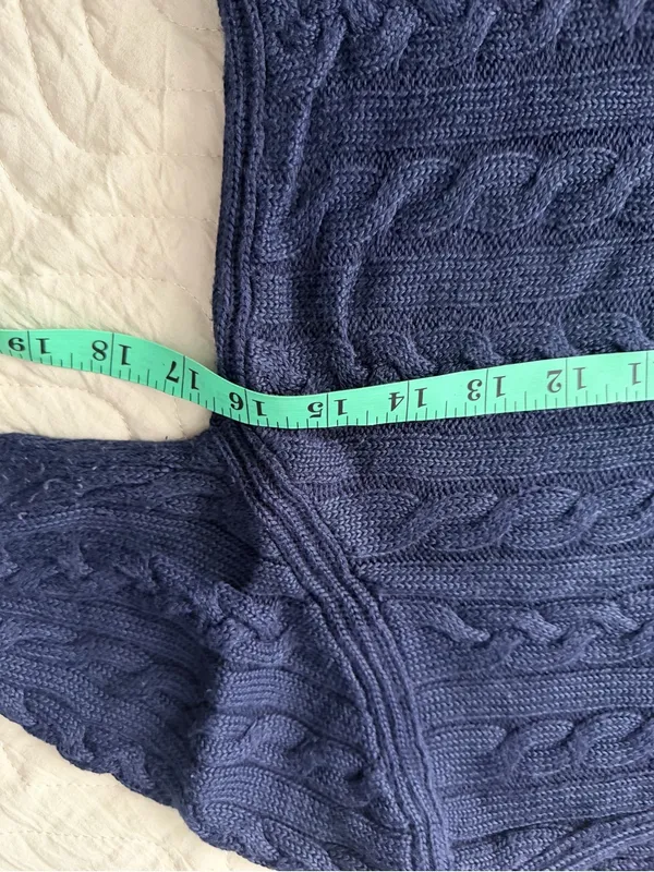 Navy blue Ralph Lauren cable knit sweater with horizontal ribbed texture, size M - Image 4