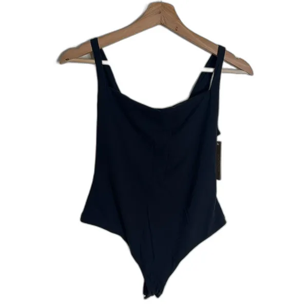 Skim‎ fits everybody square neck bodysuit in the color onyx size large - Image 3