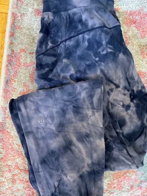 Lululemon Navy Diamond-Dye Align Joggers - Image 6