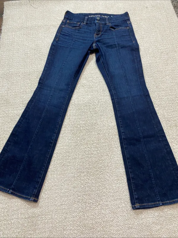 American Eagle Outfitters Dark Blue High-Rise Flare Jeans Size 4 - Image 13