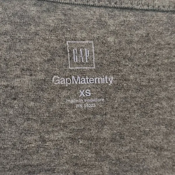 Gap Maternity Gray Long Sleeve Nursing Top Size XS - Image 4
