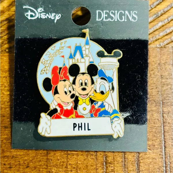 Disney Designs Mickey & Minnie Mouse Donald Duck “Phil” personalized metal pin - Image 2