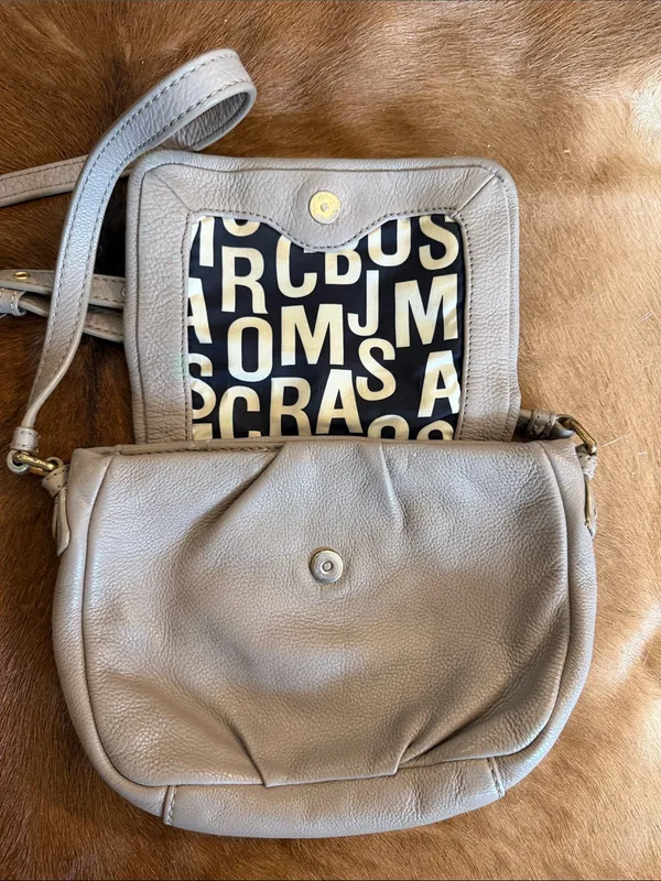 Marc by Marc Jacobs Crossbody Bag Grey Taupe Leather - Image 6