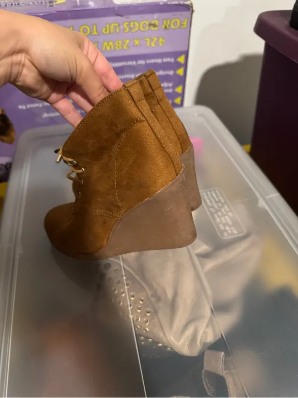 White Mountain Women's Tan Suede Wedge Booties - Lace-Up Comfort size 6 - Image 7