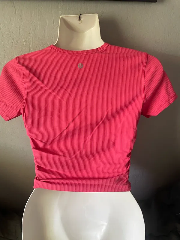 Lululemon All It Takes Short-Sleeve Shirt Nulu Lip Gloss - Image 11