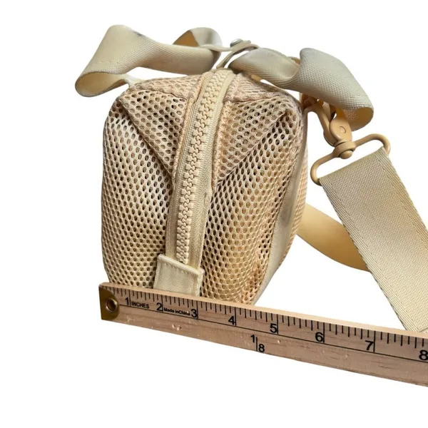 Dagne Dover Landon Air Mesh Carryall bag in Pollen Small - Image 11