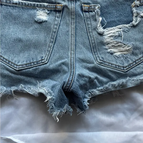 Abercrombie & Fitch Annie High Rise Short - Image 16