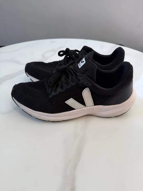 Veja Women's Black and White Athletic Sneakers - Image 2