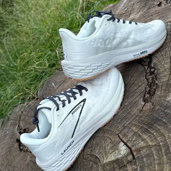 Brooks Men's Launch 11 Neutral Running Shoe White Size 7 - Image 7