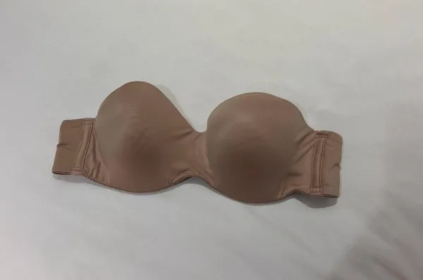 Victoria’s Secret Lightly Lined Strapless Bra - Image 3