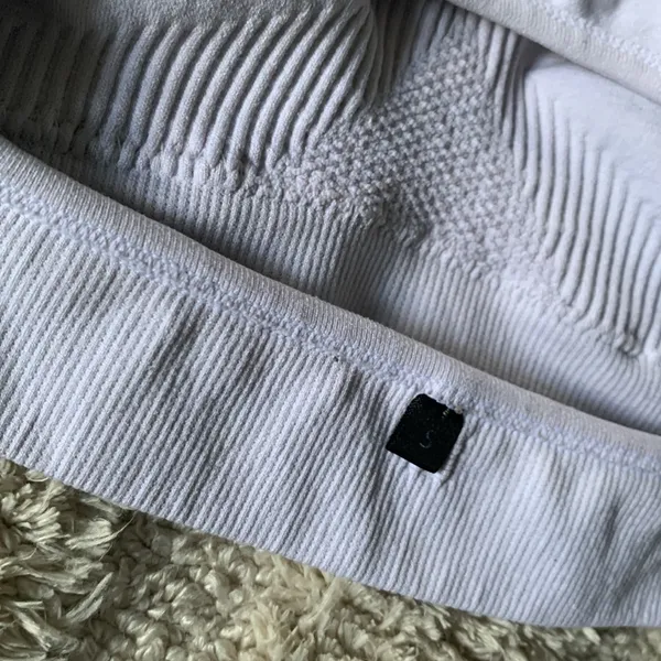 Alphalete Aero Racerback Sports Bra - Image 7