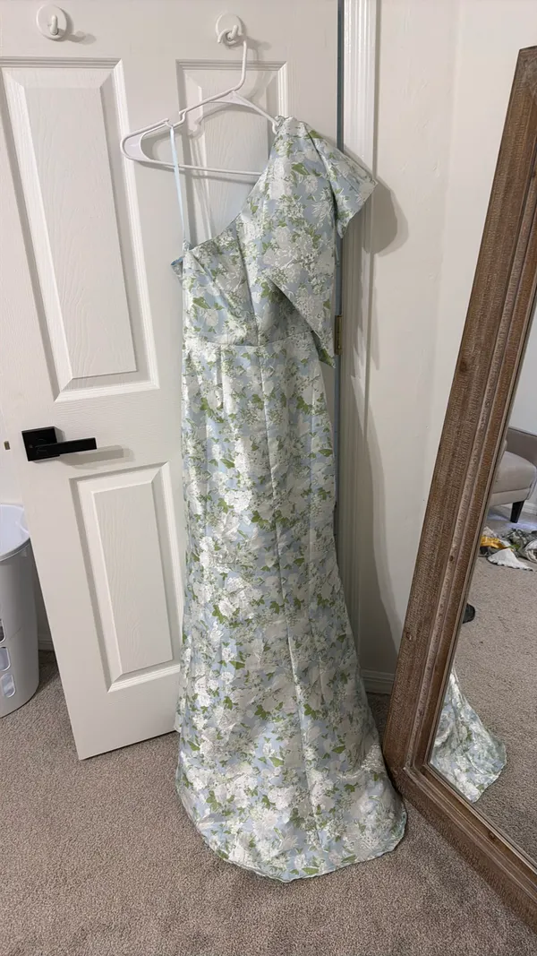 Bridesmaid Dress Blue Size 8 - Image 3