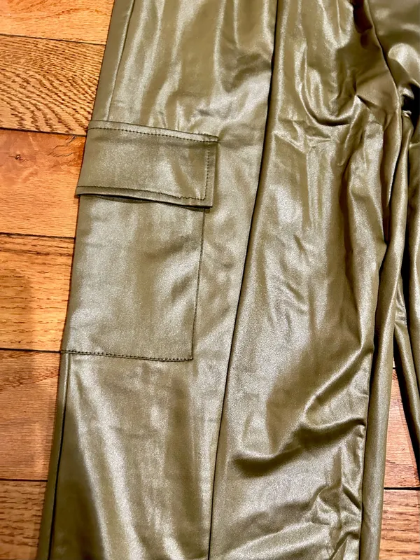 BUZZ FASHION Cargo Wide Leg PULL-ON SATIN Effect heigh waisted stretchy pants L - Image 5