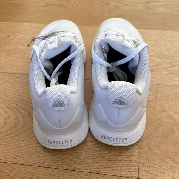 Adidas - Avacourt 2 Tennis Sneakers in White - Image 7