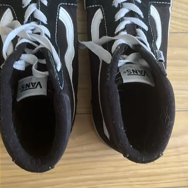 Vans Black and White Sk8-Hi Sneakers Women's Size 7.5 High Top Streetwear Suede - Image 11