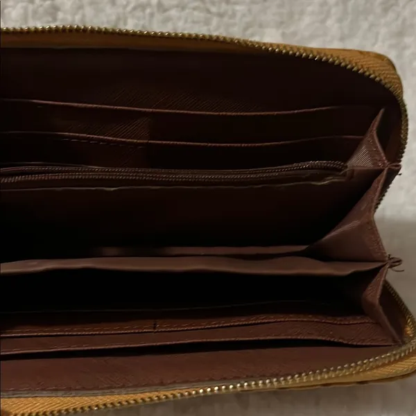 Ostrich‎ Faux leather Brown Textured Wallet - Image 10