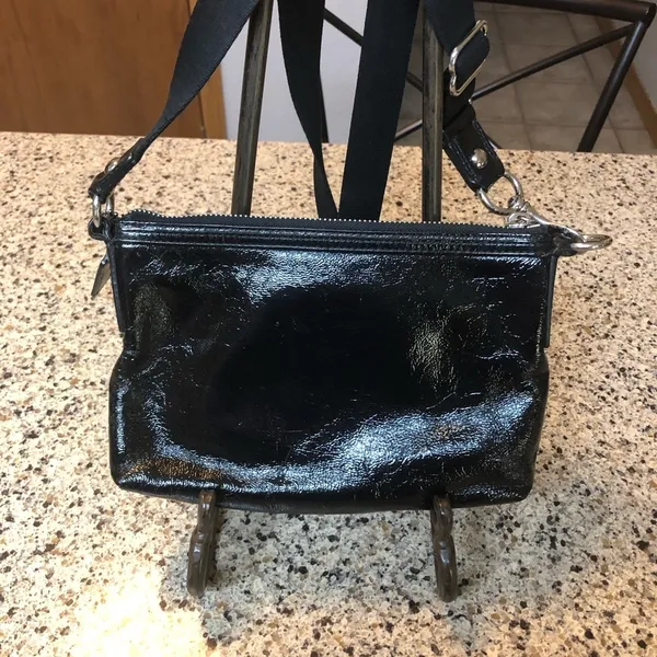 Coach Signature Poppy Black Patent Leather Clutch Hand Bag Purse - Image 10
