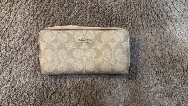 Coach Wallet - Image 3