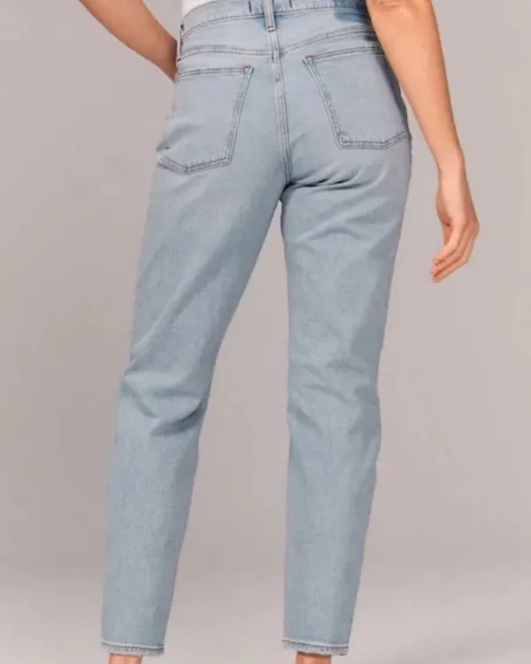 Abercrombie High Rise Mom Jean - Image 3