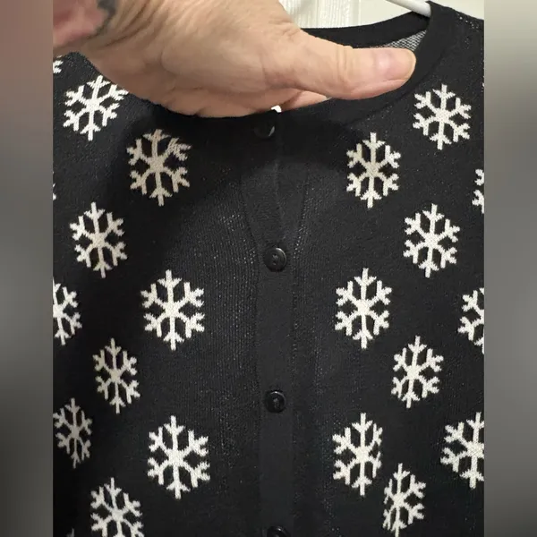 *Loft Black & White Snowflake Women’s Button Up Cardigan Sweater - Image 4