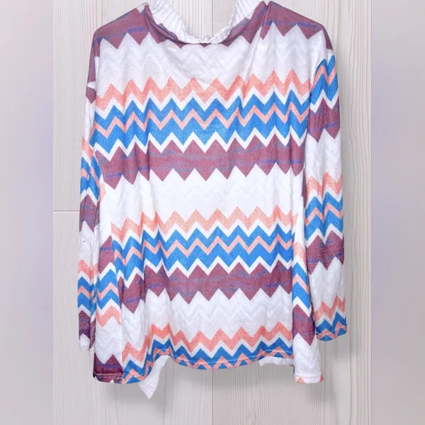 Women’s Chevron Pattern Cardigan - Image 3