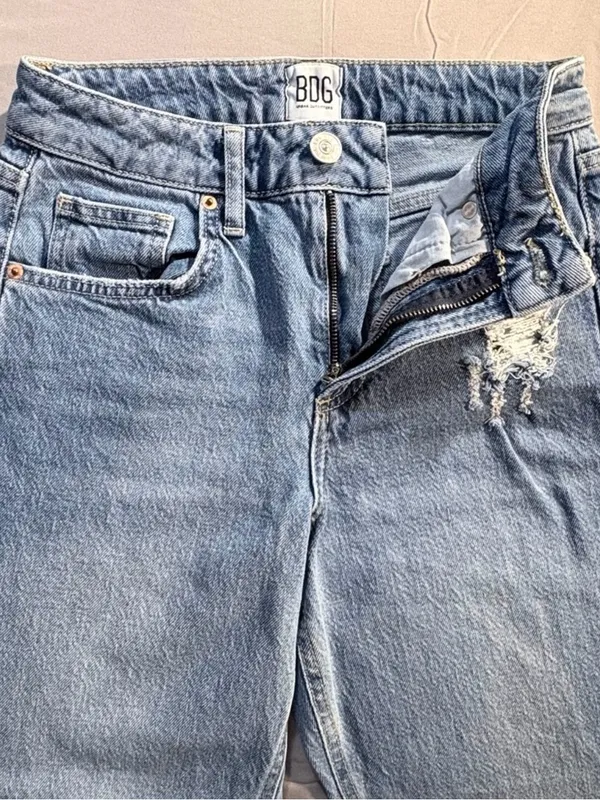 💥BDG Urban Outfitters Straight Skinny Ankle Distressed Light Wash Jeans 27💛 - Image 6