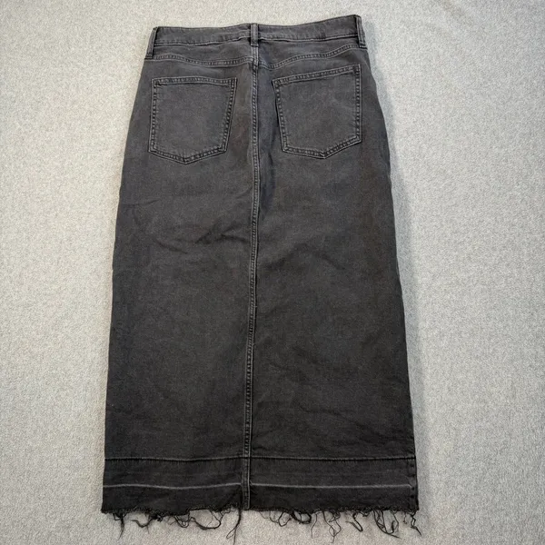 GAP Women's Size 6 / 28 Black Wash Denim Maxi Skirt Raw Hem Front Slit Stretch - Image 7