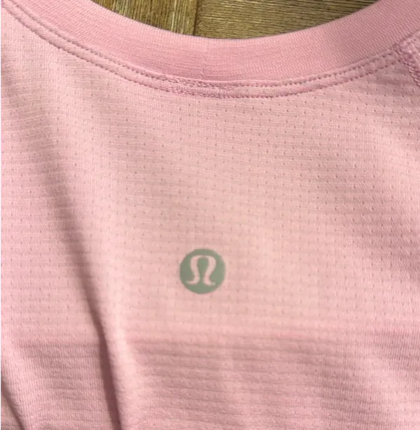 Swiftly Tech Cropped Lululemon Short Sleeve Shirt 2.0 - Image 3