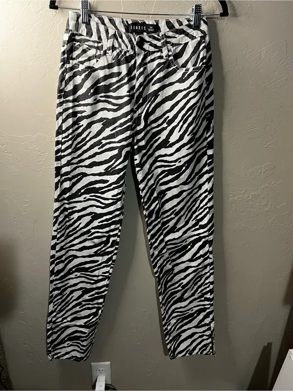 Lioness Top Model Zebra Stripe Black White Baggy Jeans - Image 2
