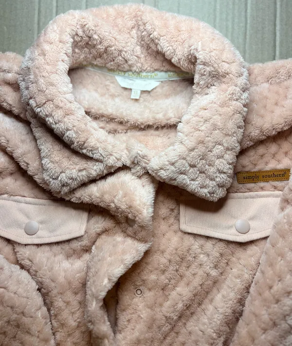 Simply Southern Simply Soft Sherpa Shacket in a light pink - Image 3