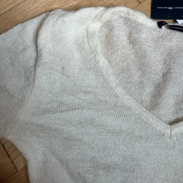 Brandy Melville Sweater - Image 4