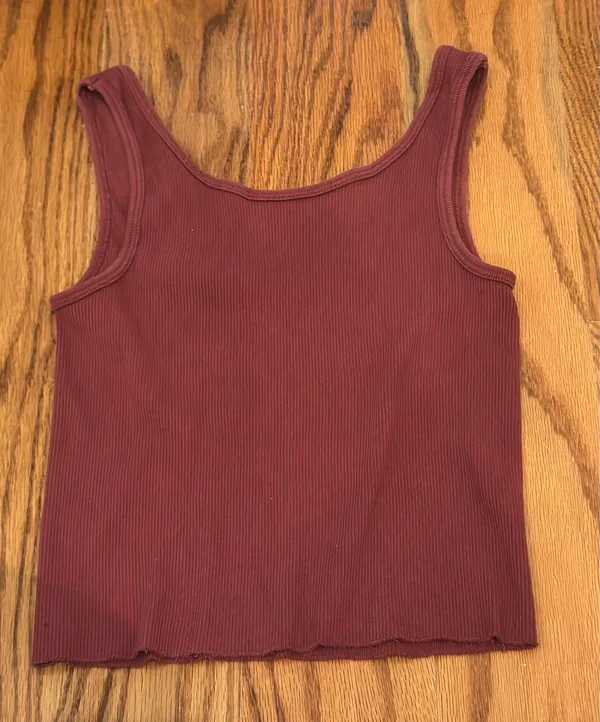 Brandy Melville Tank Cropped Red - Image 2