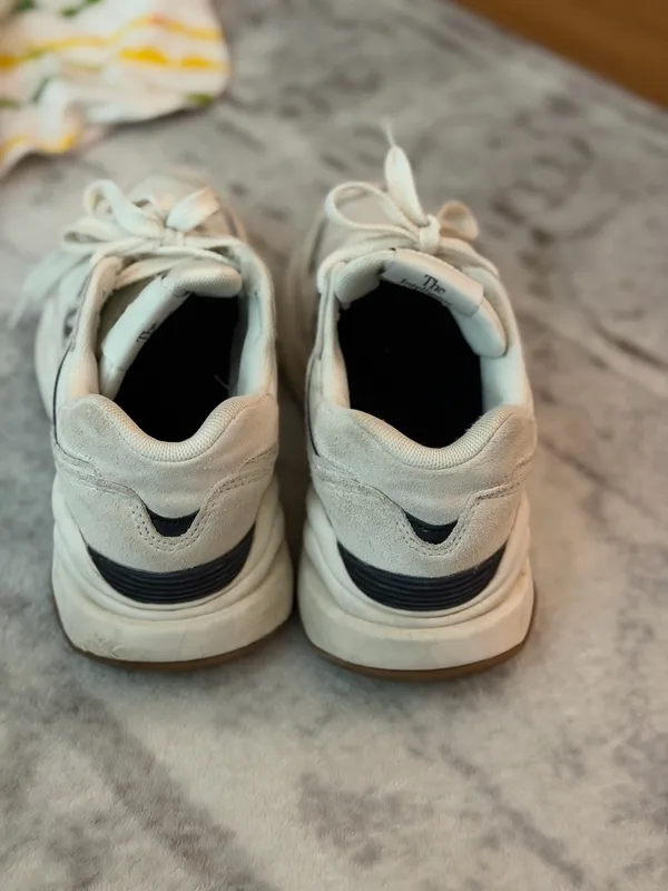 New Balance - Image 3