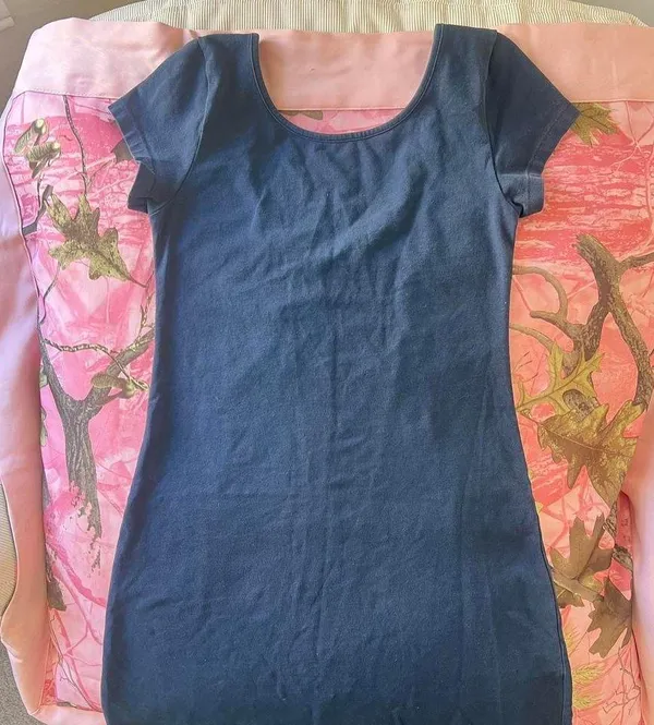 Brandy Melville navy blue v neck short sleeve dress sundress - Image 5