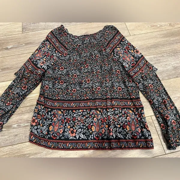American Eagle Floral Long Sleeve Top - Image 4