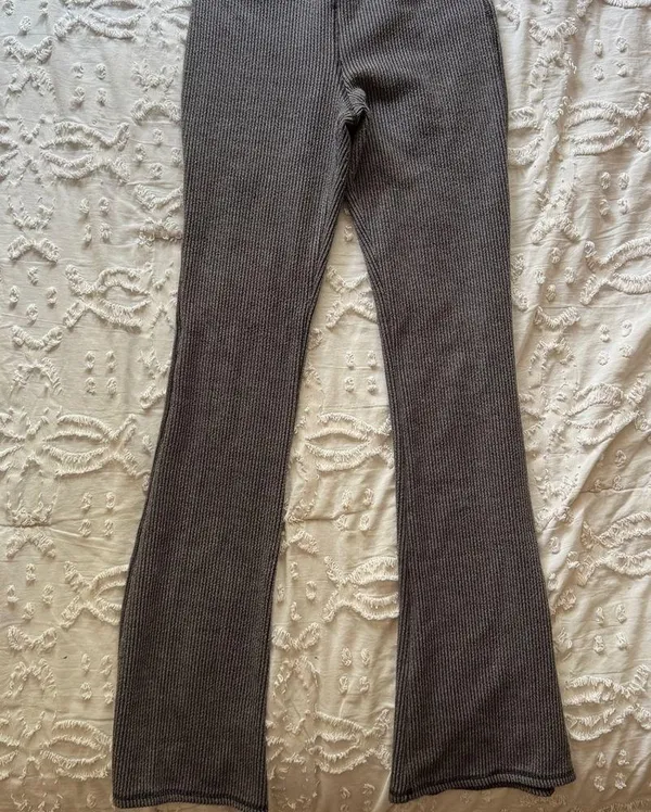 Wild Fable DARK GRAY XS FLARE RIBBED HIGH WAISTED LEGGINGS - Image 2