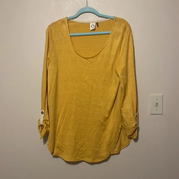 Anthropologie Akemi + Kin sylvie‎ pointelle yellow roll sleeve Size Medium - Image 5