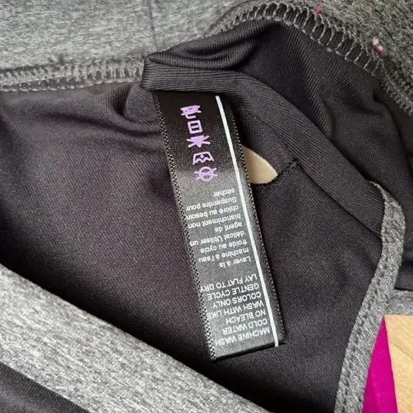 KI Pro NYC sport Bra. NWOT. Size Small. - Image 4