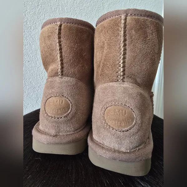 EMU Australia Stinger Mini Boots Women’s Size 5 / Men’s 4 Sheepskin Suede - Image 3