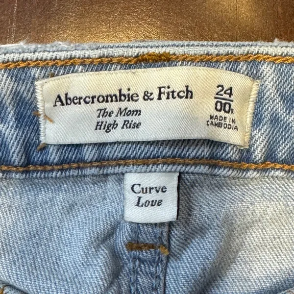 1422 | Abercrombie‎ Curve Love The Mom High Rise Distressed Jeans Light Wash 00 - Image 5
