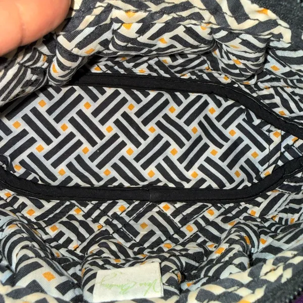 Vera Bradley Black and White Quilted Bag - Image 3