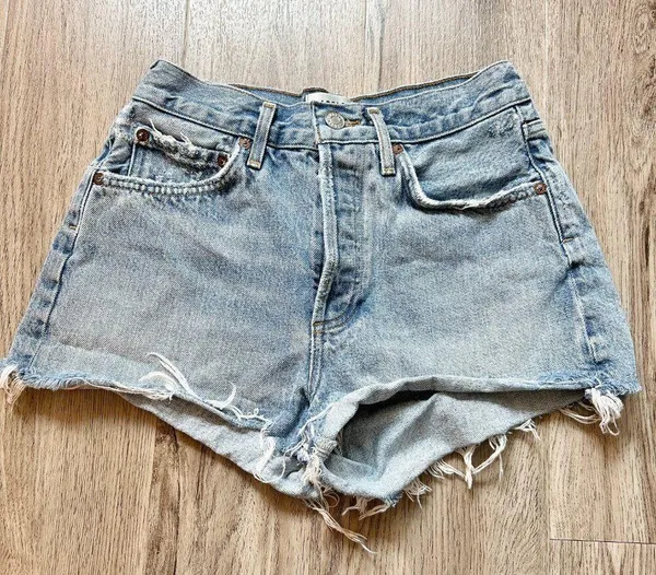 AGOLDE Parker Shorts in Encore Distressed Size 24 - Image 3