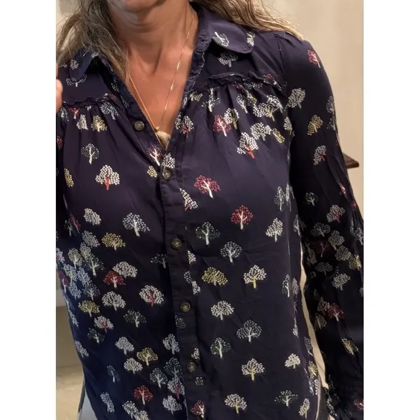 Anthropologie Maeve Fredericka Button Down Top Sz 2 Trees Navy - Image 2