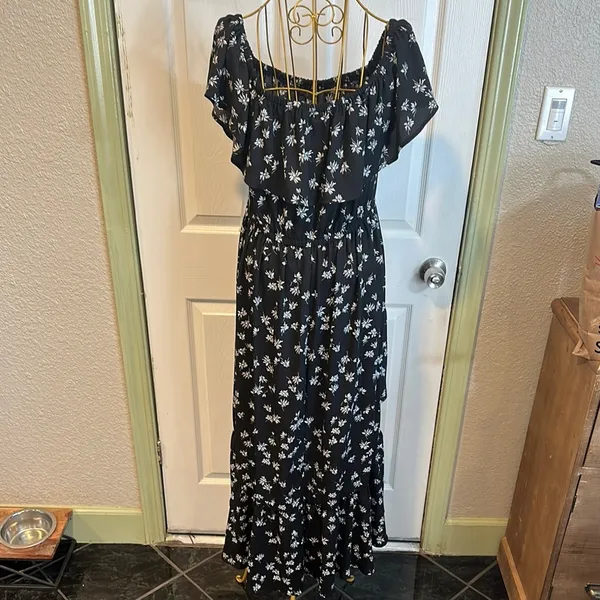 Lane Bryant Black White floral Ruffled Tiered high low off the shoulder Sundress - Image 2