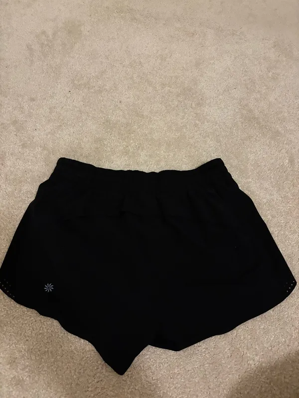 Athleta Hustle 3" Shorts - Image 7